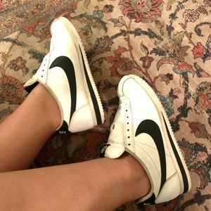 Nike Women's Classic Cortez sneakers